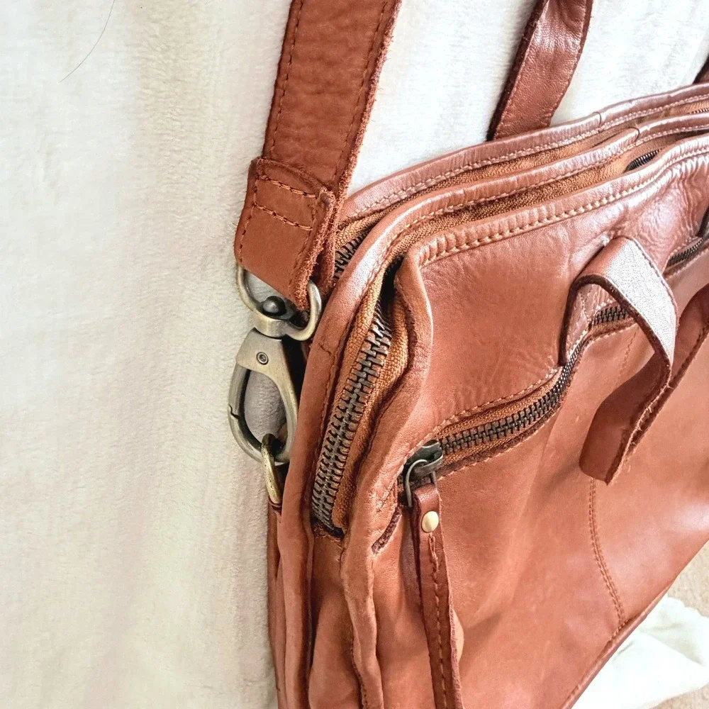 Marta Ponti Portugal Cognac Leather Briefcase Messenger Crossbody Bag Brown